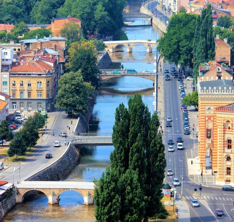 Apartman Dm Sarajevo Luaran gambar