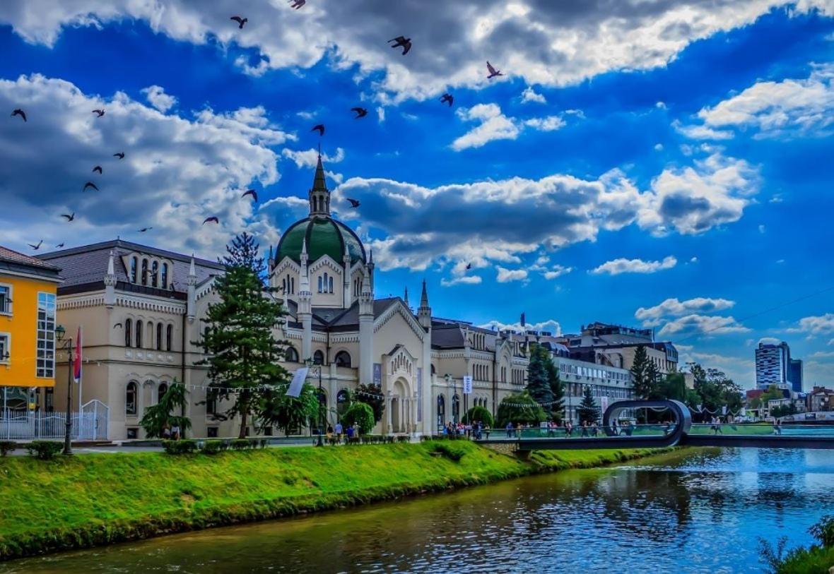 Apartman Dm Sarajevo Luaran gambar
